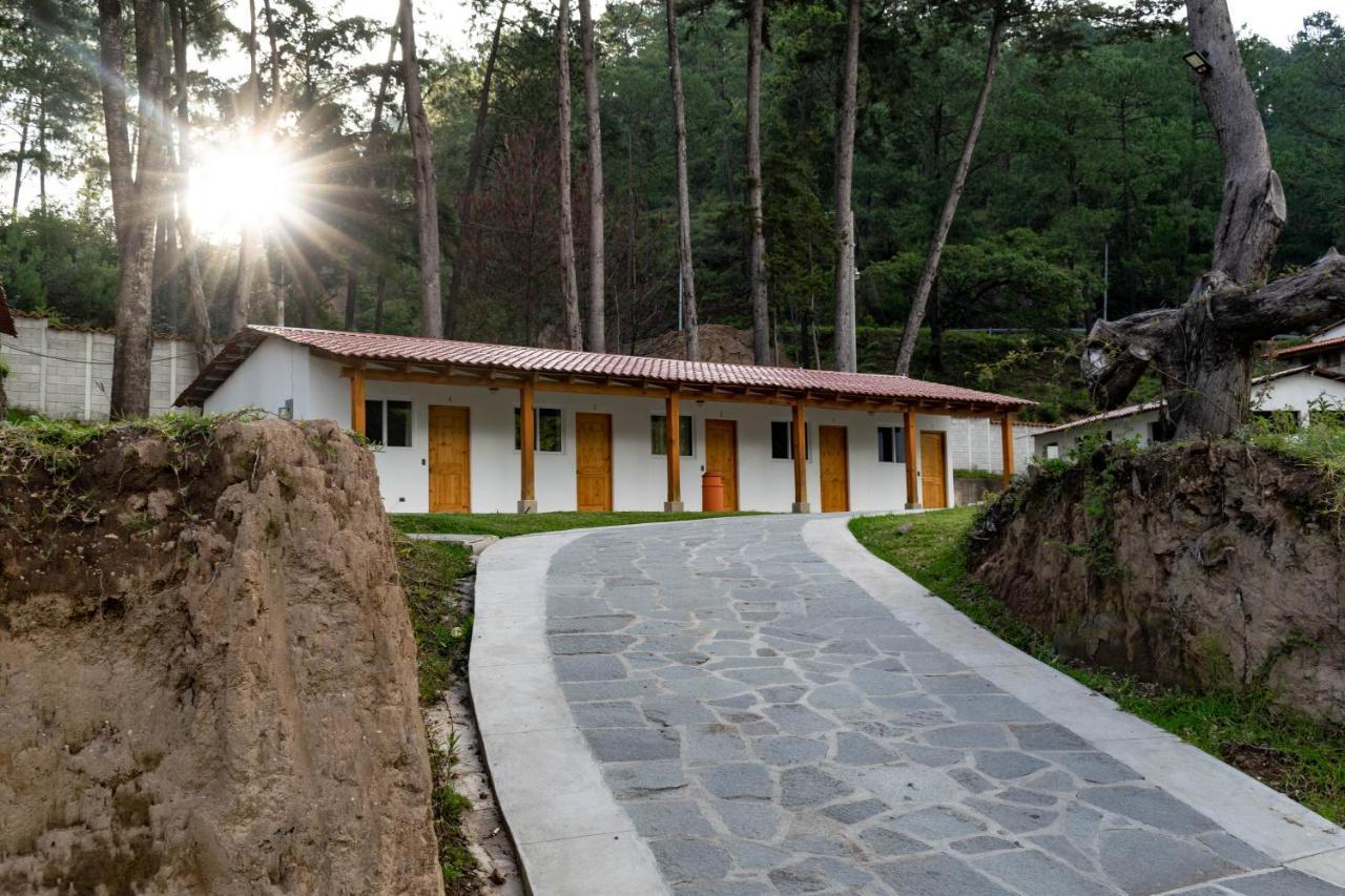 Casa Montana Hotel Чичикастенанго Екстериор снимка