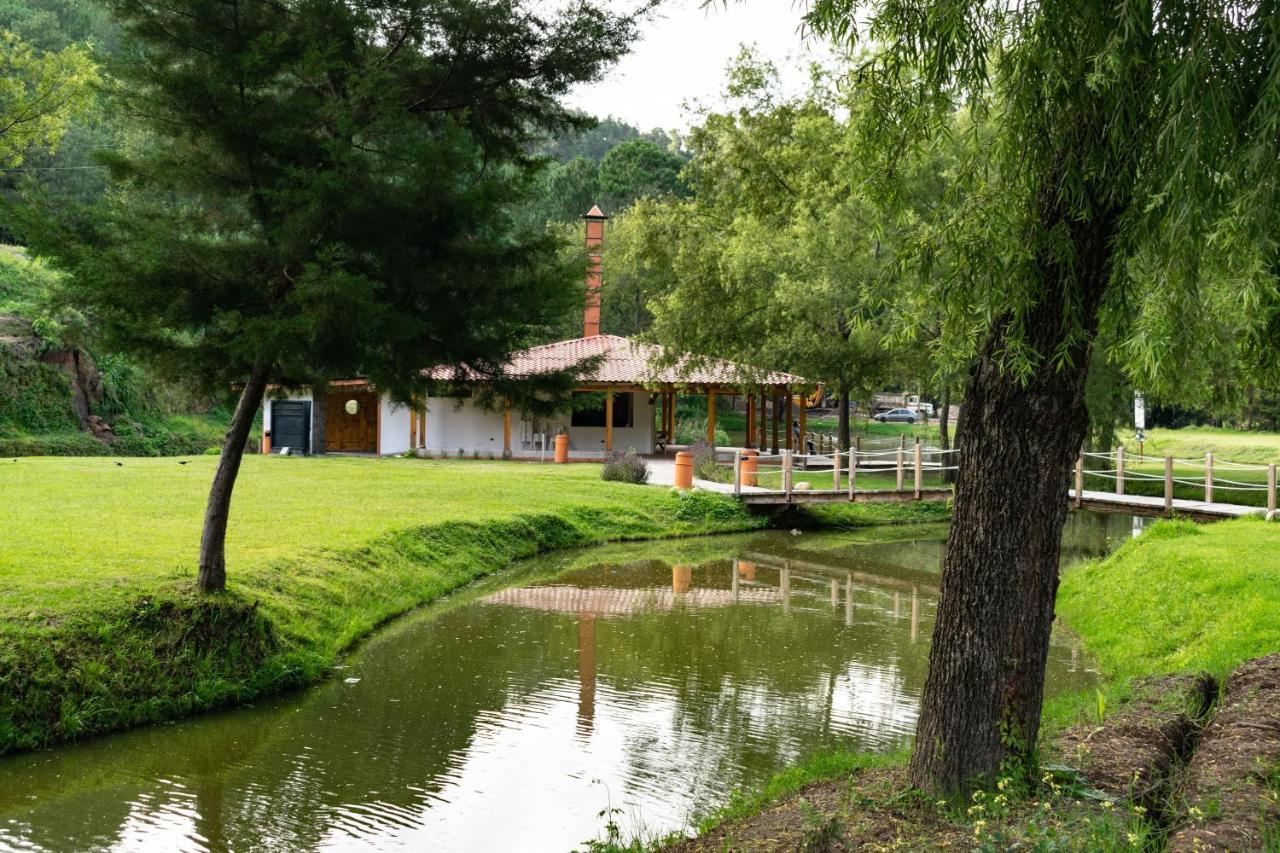 Casa Montana Hotel Чичикастенанго Екстериор снимка